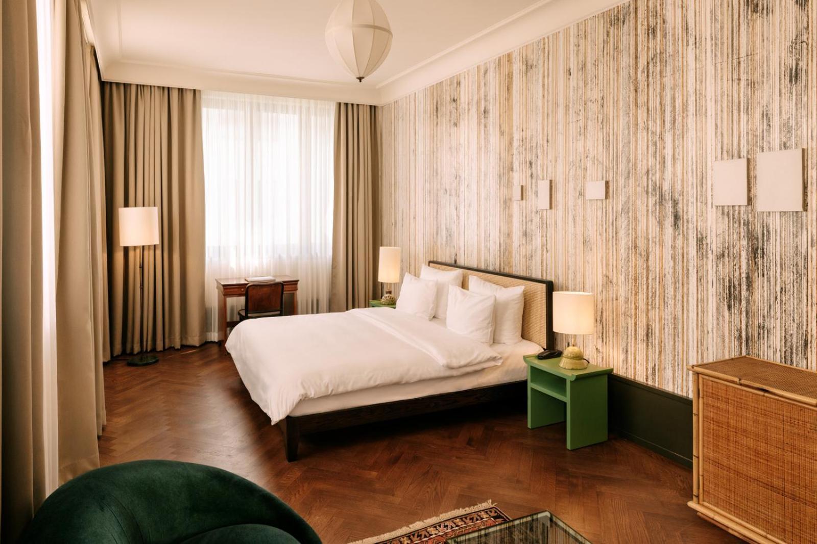 Boutique Hotel Chateau Royal Berlim Exterior foto A room at the Hotel Axelmannstein