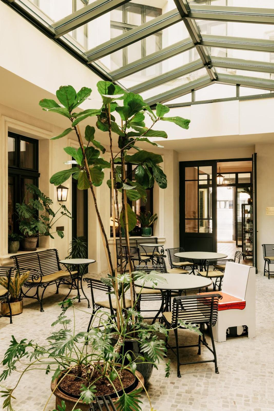 Boutique Hotel Chateau Royal Berlim Exterior foto The interior of the hotel